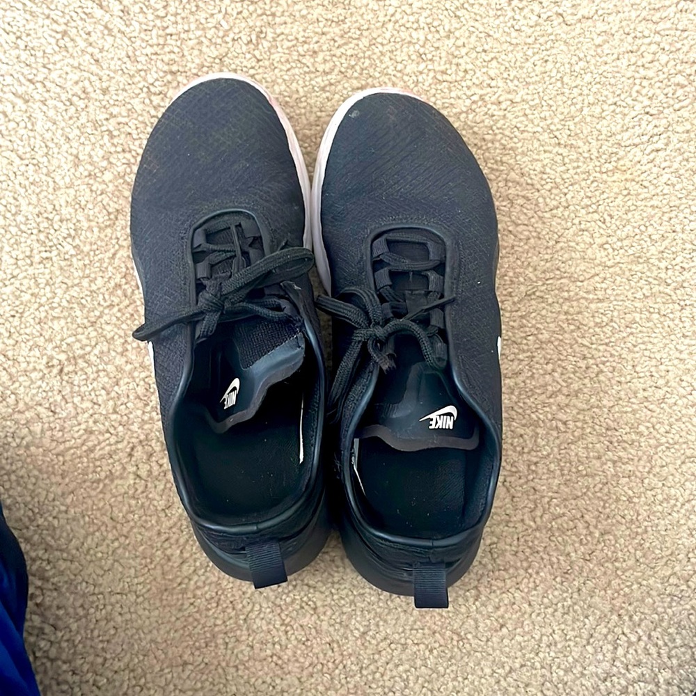 nike air max shoes